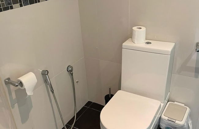 3-bed Semi-detached House, Wifi, Parking, Outdoor Space - Foto 13