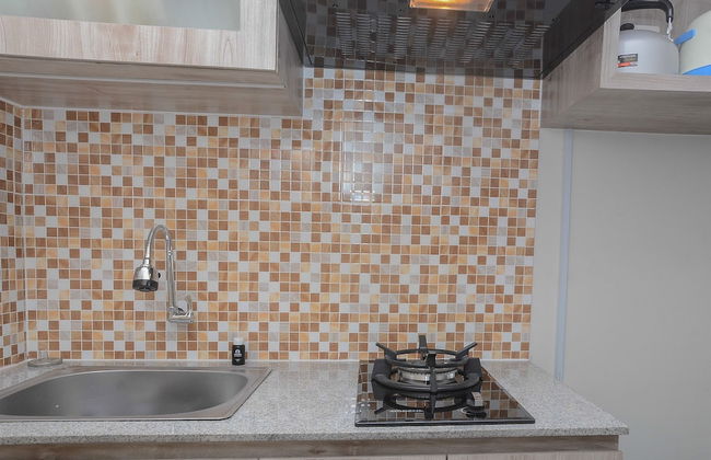 Comfy and Minimalist Studio at Amethyst Apartment - Foto 8