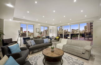 Photo 1 - 3 Bedroom Inner City Penthouse