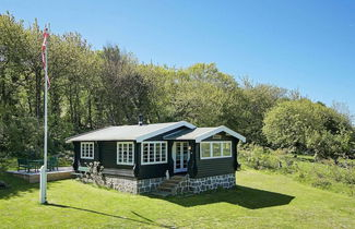 Photo 1 - 4 Person Holiday Home in Allinge