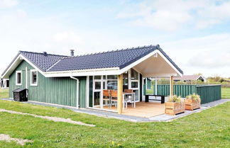 Photo 1 - 6 Person Holiday Home in Hjorring