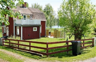 Foto 1 - 4 Person Holiday Home in Sturefors