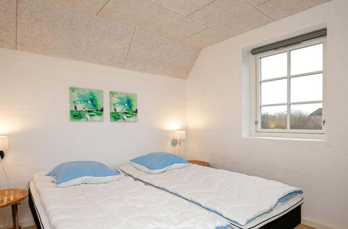 Photo 13 - 16 Person Holiday Home in Ulfborg