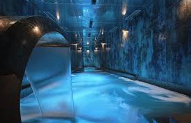 Hotel Emirates - Photo 21