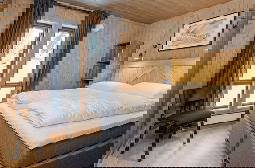 Photo 6 - 10 Person Holiday Home in Favang