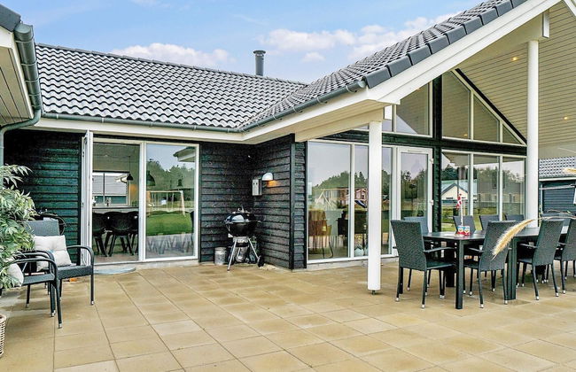 18 Person Holiday Home in Norre Nebel - Foto 44