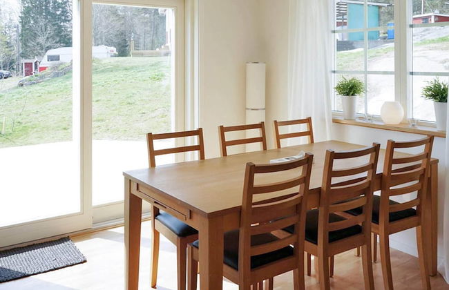 6 Person Holiday Home in Figeholm - Foto 16