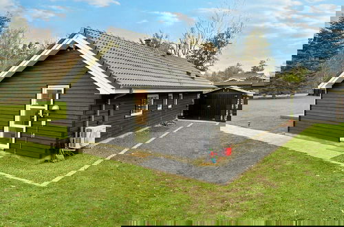 Foto 14 - 6 Person Holiday Home in Melby