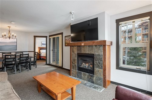 Photo 7 - CENTRALLY Located 3-Br Home | TRUE Ski In/Out | FREE access to Pools & Hot Tubs