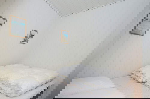 Foto 3 - 6 Person Holiday Home in Romo