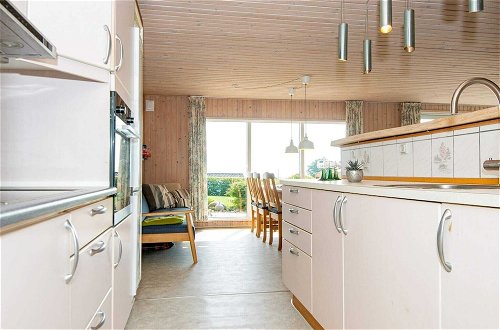 Foto 7 - 6 Person Holiday Home in Hejls
