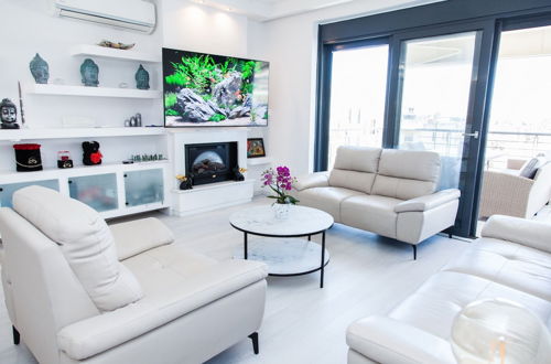 Photo 13 - Luxury Apt in the center of Glyfada