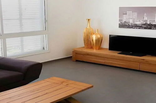 Photo 13 - Luxury apt heart Bat-Yam 3 m walk beach