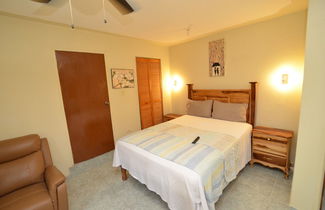 Photo 3 - Cozy Locale Inn