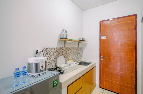 Photo 10 - Great Deal Studio at Dave Apartment near Campus