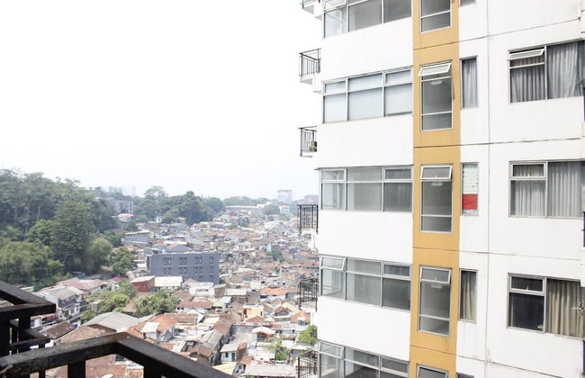 Compact Studio Room The Jarrdin Cihampelas Apartment - Foto 25