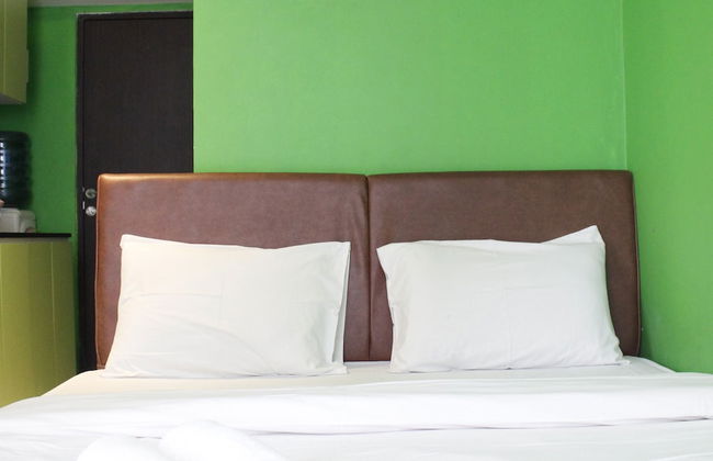 Compact Studio Room The Jarrdin Cihampelas Apartment - Foto 4