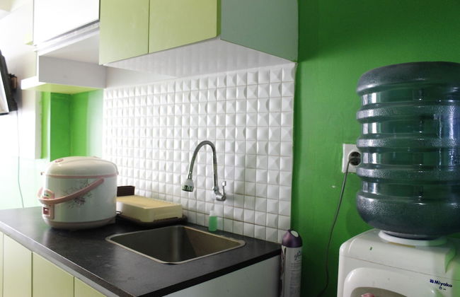 Compact Studio Room The Jarrdin Cihampelas Apartment - Foto 14