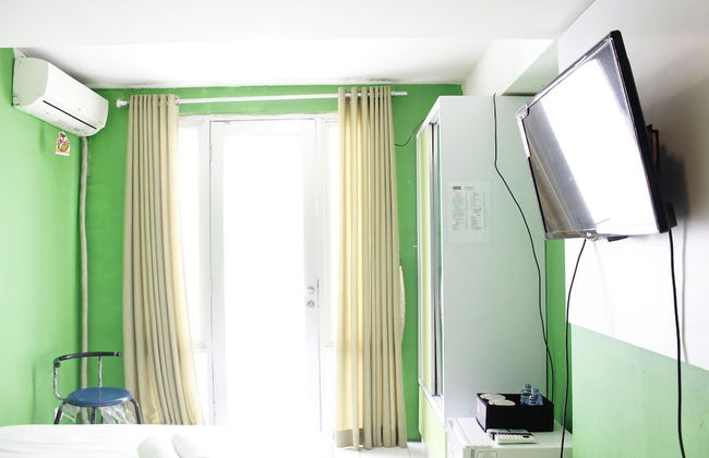 Compact Studio Room The Jarrdin Cihampelas Apartment - Foto 24