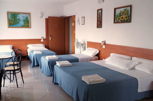 Photo 3 - Venice Mestre Tourist Accommodation, Quiet Room With Wifi and Free Parking