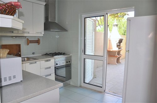 Photo 17 - Comfortable and Well Equipped Terrace Villa With Private Pool and air Conditioni