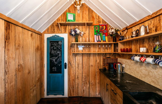 The Settlers Hut - Photo 4