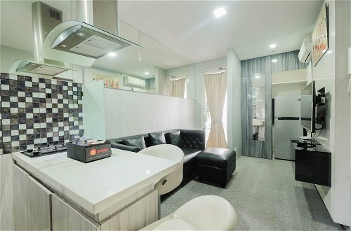 Photo 5 - Well Appointed 1BR Apartment at Cinere Bellevue Suites