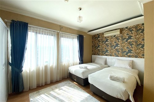 Photo 1 - Cozy Furnished 3Br At Grand Setiabudi Apartment