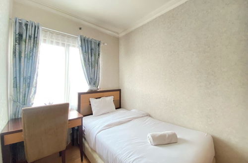 Photo 10 - Cozy Furnished 3Br At Grand Setiabudi Apartment