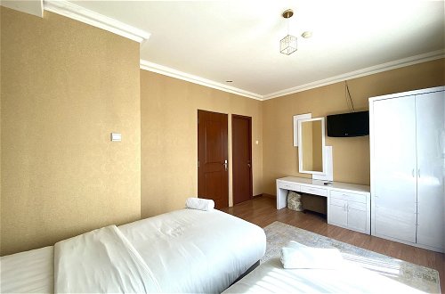 Photo 29 - Cozy Furnished 3Br At Grand Setiabudi Apartment