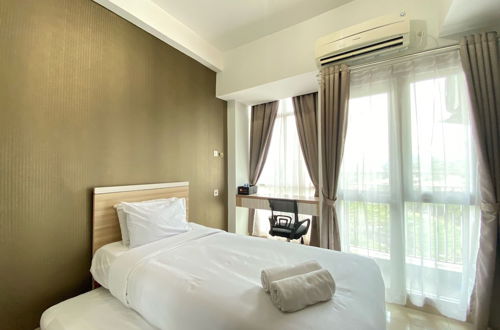 Photo 3 - Comfy Studio Room At Apartment Taman Melati Jatinangor