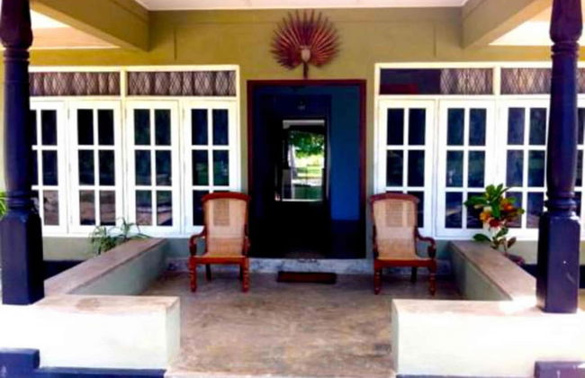 Yoho Lagoonside Holiday Bungalow - Photo 7