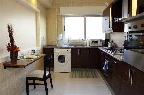 Foto 9 - Two bed Furnished Apartment in Amman