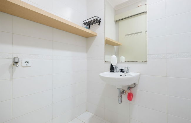 Comfy And Minimalist Studio At City Home Moi Apartment - Foto 10