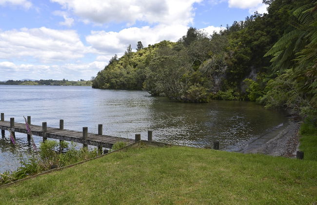 Lakefront Holiday Home - Foto 21