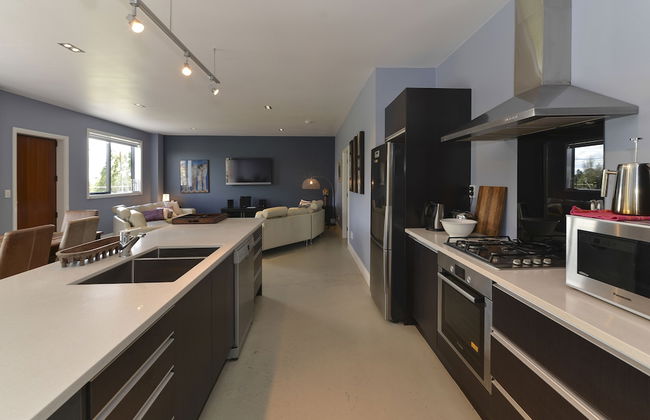 Lakefront Holiday Home - Foto 7