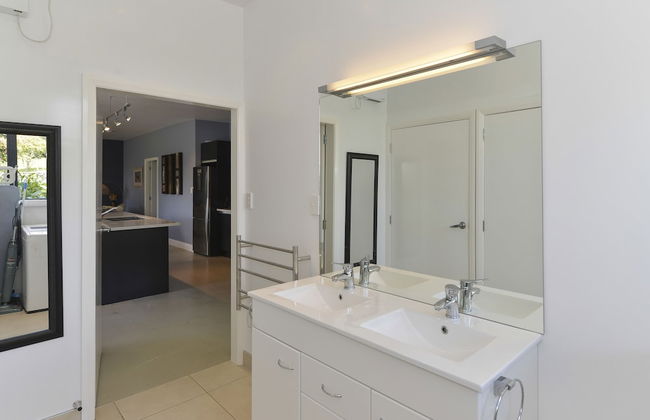 Lakefront Holiday Home - Foto 10