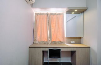 Foto 3 - Nice And Fresh 2Br At Bassura City Apartment