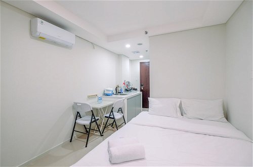 Foto 3 - Fancy and Nice Studio at Daan Mogot City Apartment