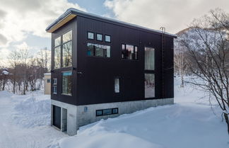 Photo 1 - Off Piste Chalet by H2 Life