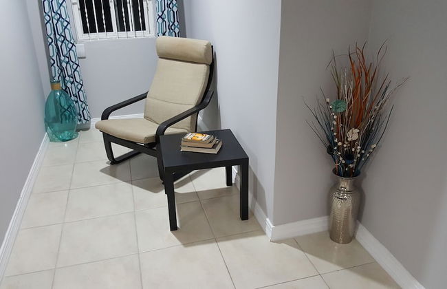 New Kingston Guest Apartment at Donhead - Photo 42