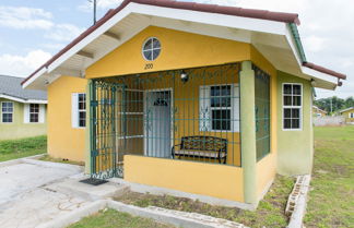 Foto 1 - Ocho Rios Beach House at Dax Hall