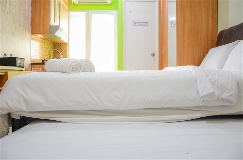 Foto 8 - Stylish and Comfortable Studio Green Pramuka Apartment