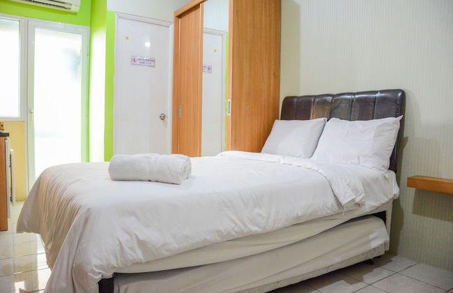 Stylish and Comfortable Studio Green Pramuka Apartment - Foto 3