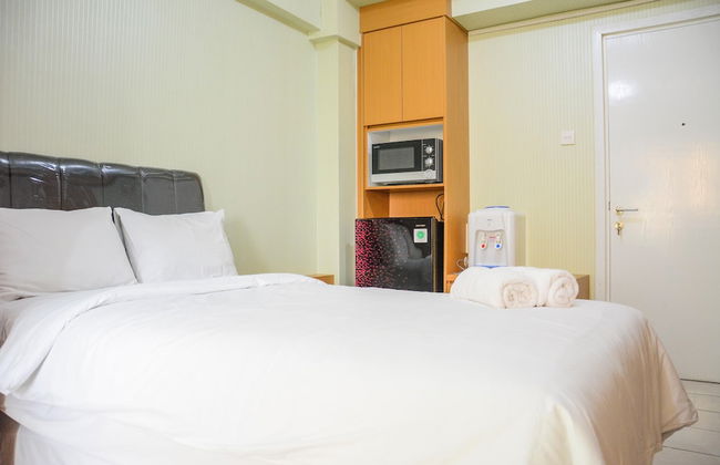 Stylish and Comfortable Studio Green Pramuka Apartment - Foto 6