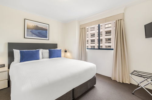 Photo 4 - Oaks Sydney Castlereagh Suites