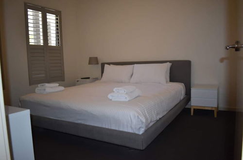 Foto 1 - Fantastic 1 Bedroom Apartment Near Kings Park & The City