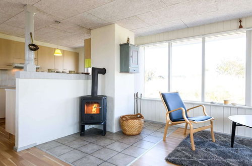 Photo 2 - 6 Person Holiday Home in Hvide Sande