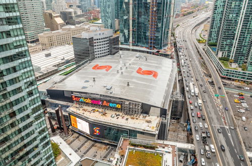 Photo 30 - Gorgeous Condos in Maple Leaf Square