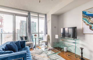 Photo 1 - Gorgeous Condos in Maple Leaf Square